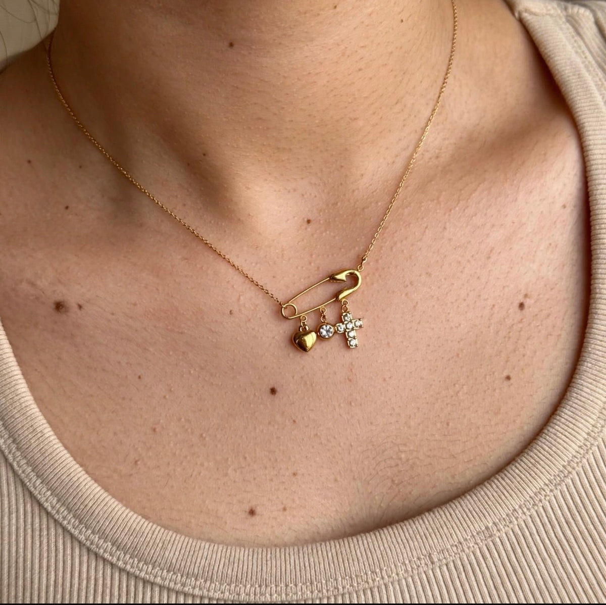 SAFETY PIN CHARM- CROSS