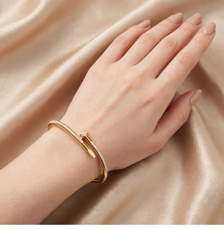 DIAMOND NAIL BAND