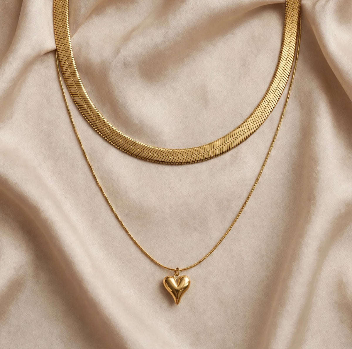 DUAL LAYER HEART CHAIN