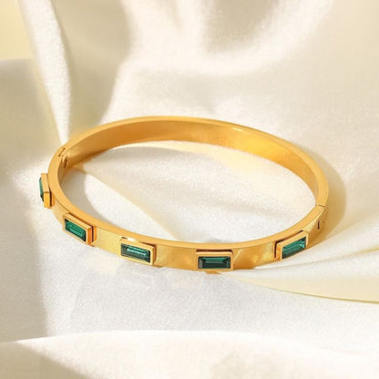 Emerald stone Gold Band