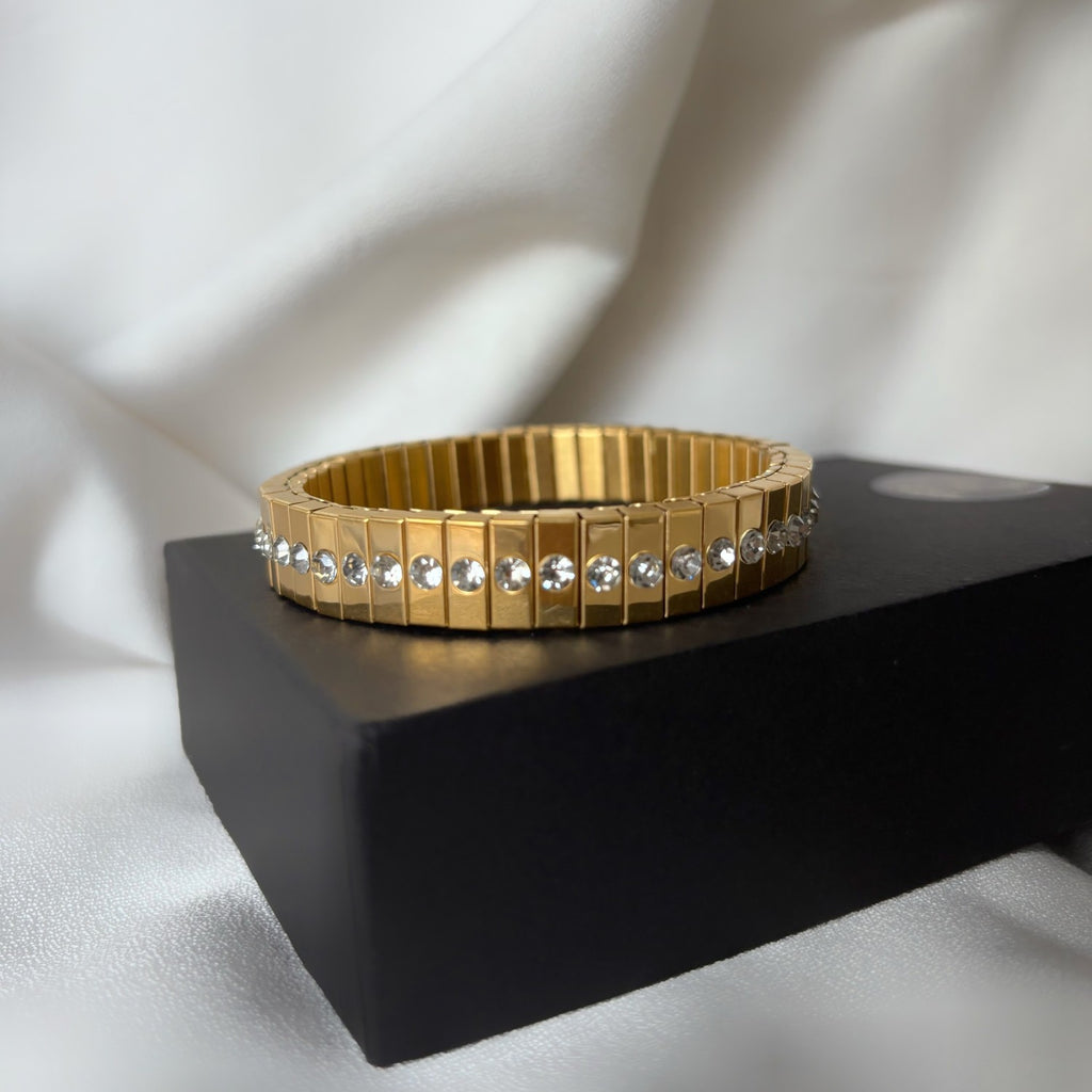 Antica gold stones