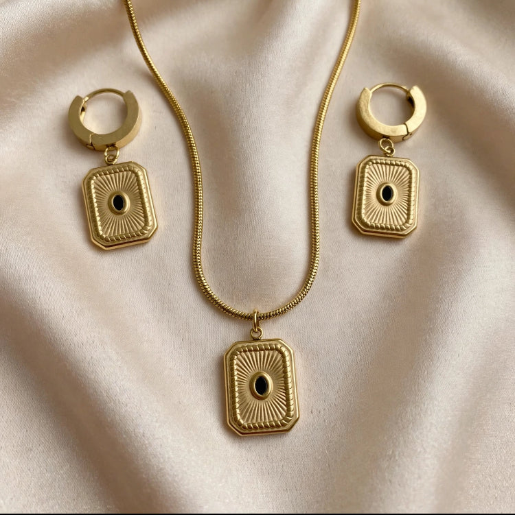 Necklace Earrings Set