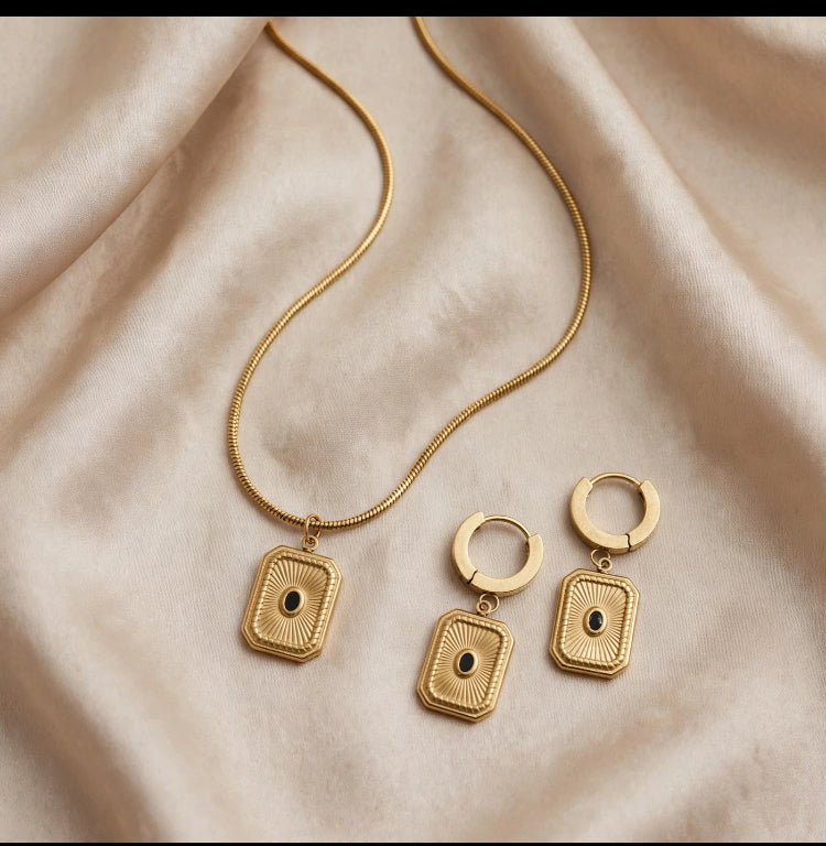 Necklace Earrings Set